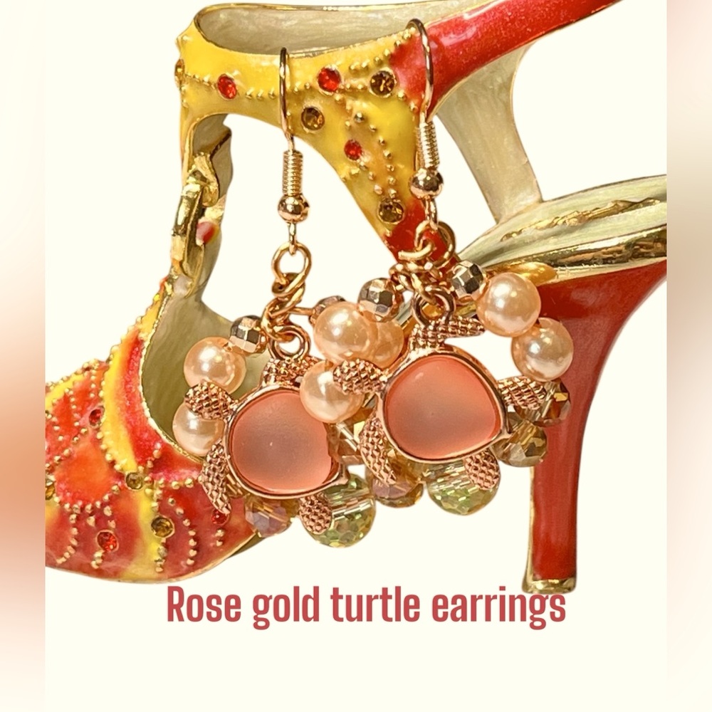 🐢Peach and Rose Gold Turtle Hoop Earrings